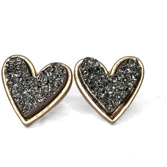 Valentine's Day gunmetal druzy heart stone stud earring - Picture 2 of 7